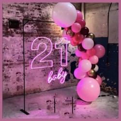 21 Baby Neon Işıklı Şeffaf Pleksi