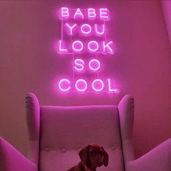 Babe You Look So Cool Neon Işıklı Şeffaf Pleksi